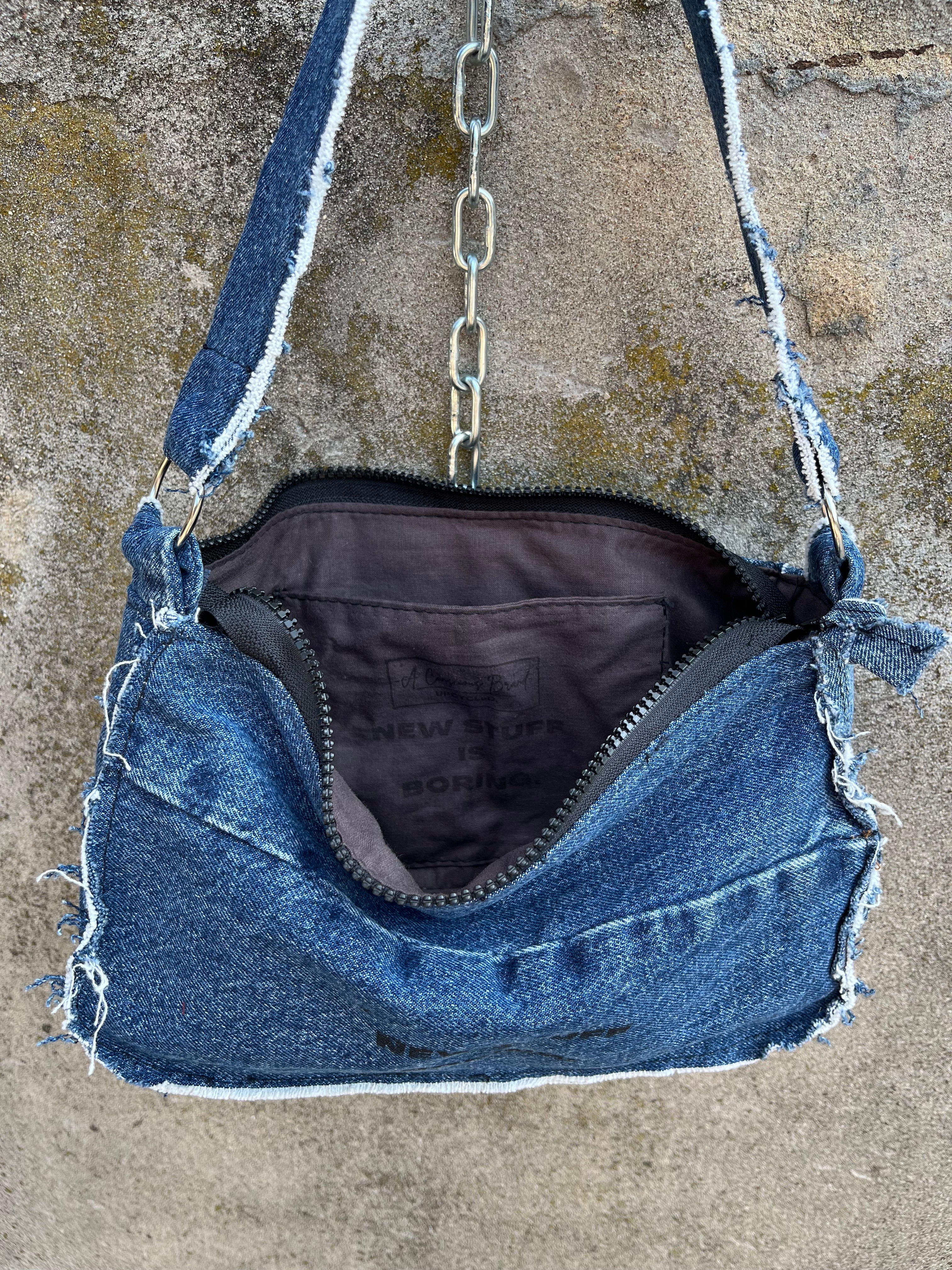 UPCYCLeD. Denim Baguette