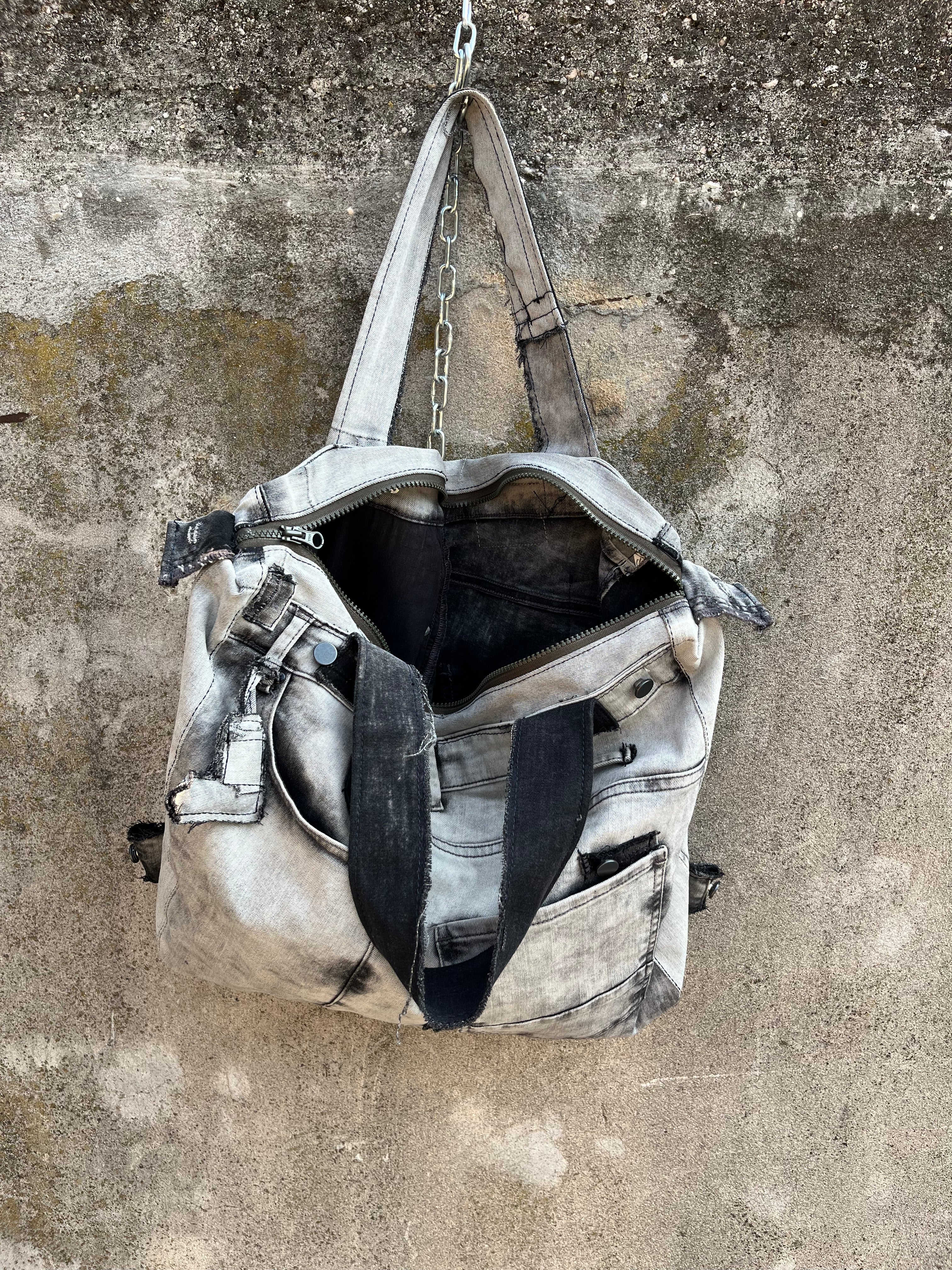 UPCYCLeD. Travel Bag