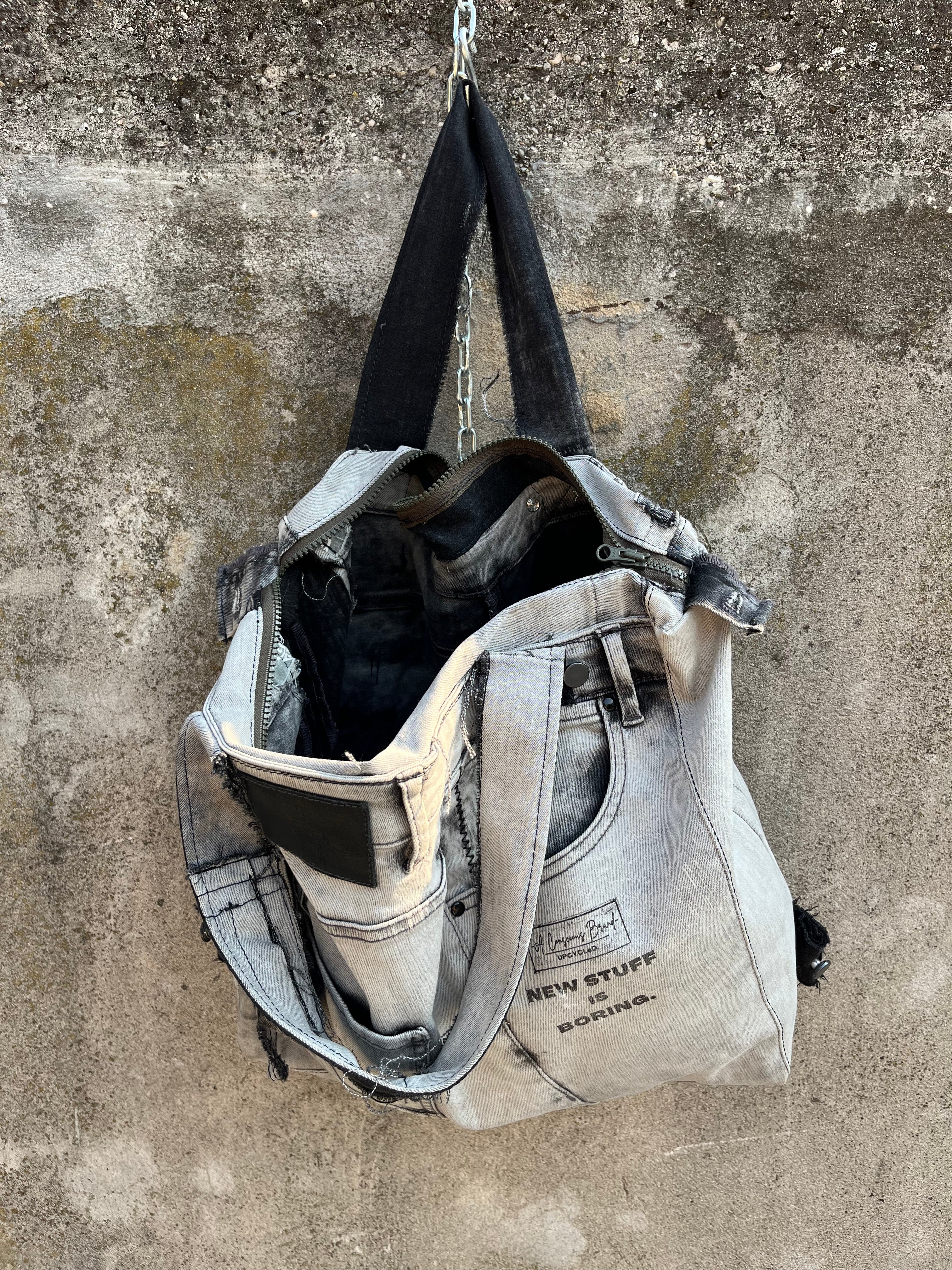UPCYCLeD. Travel Bag