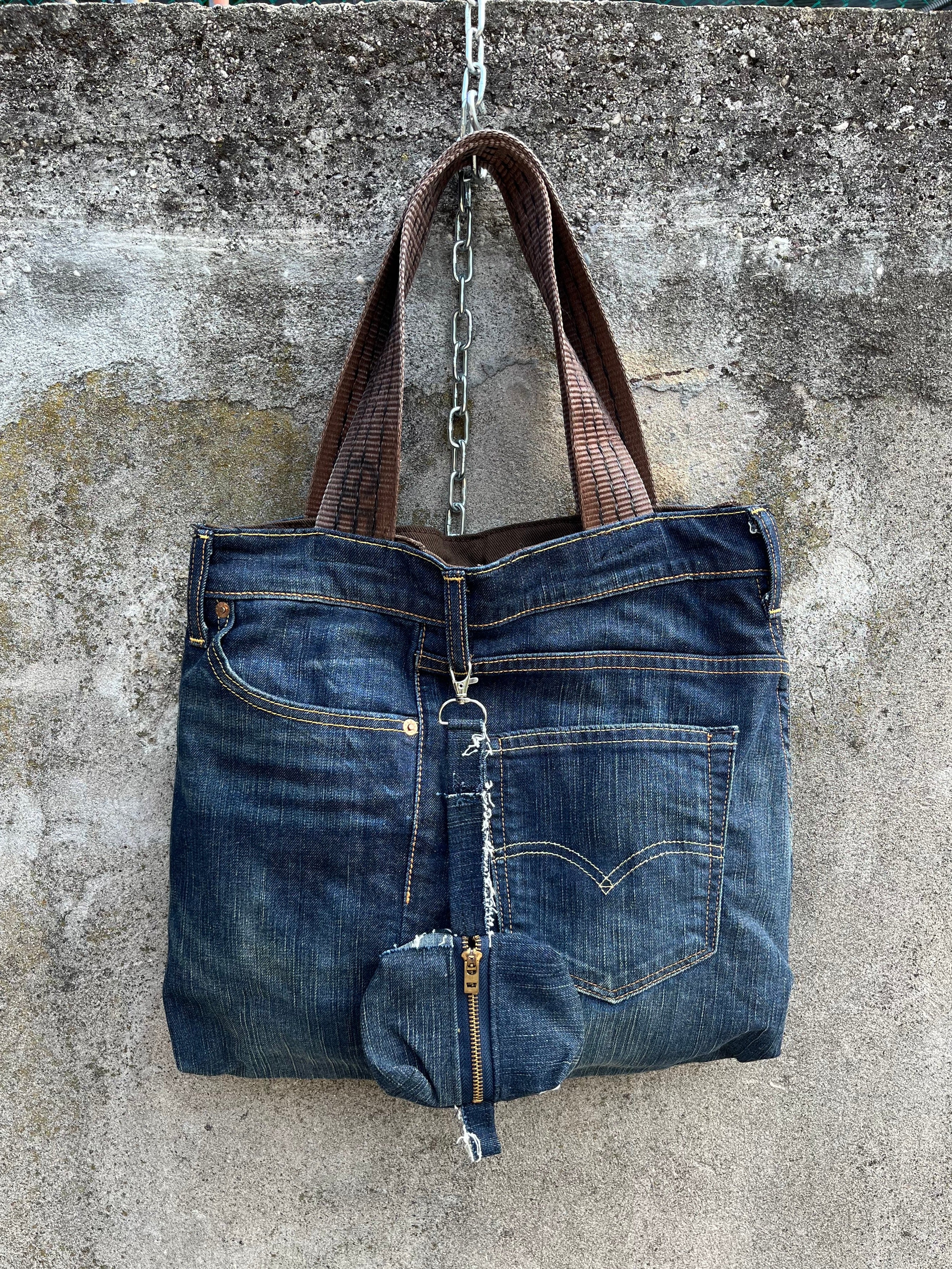UPCYCLeD. Vertical Bag