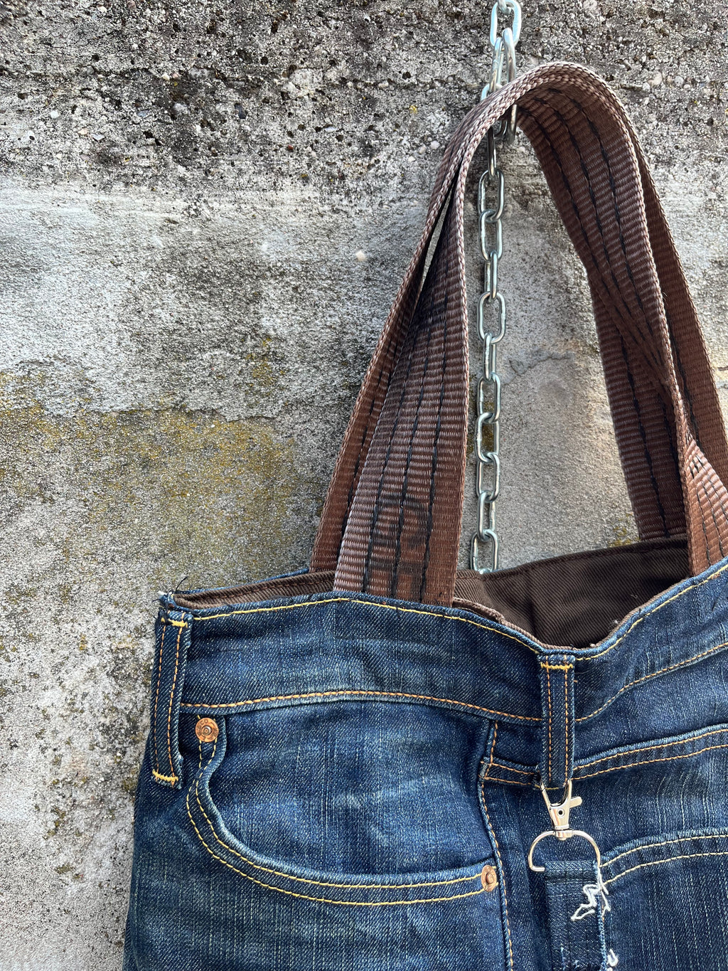 UPCYCLeD. Vertical Bag