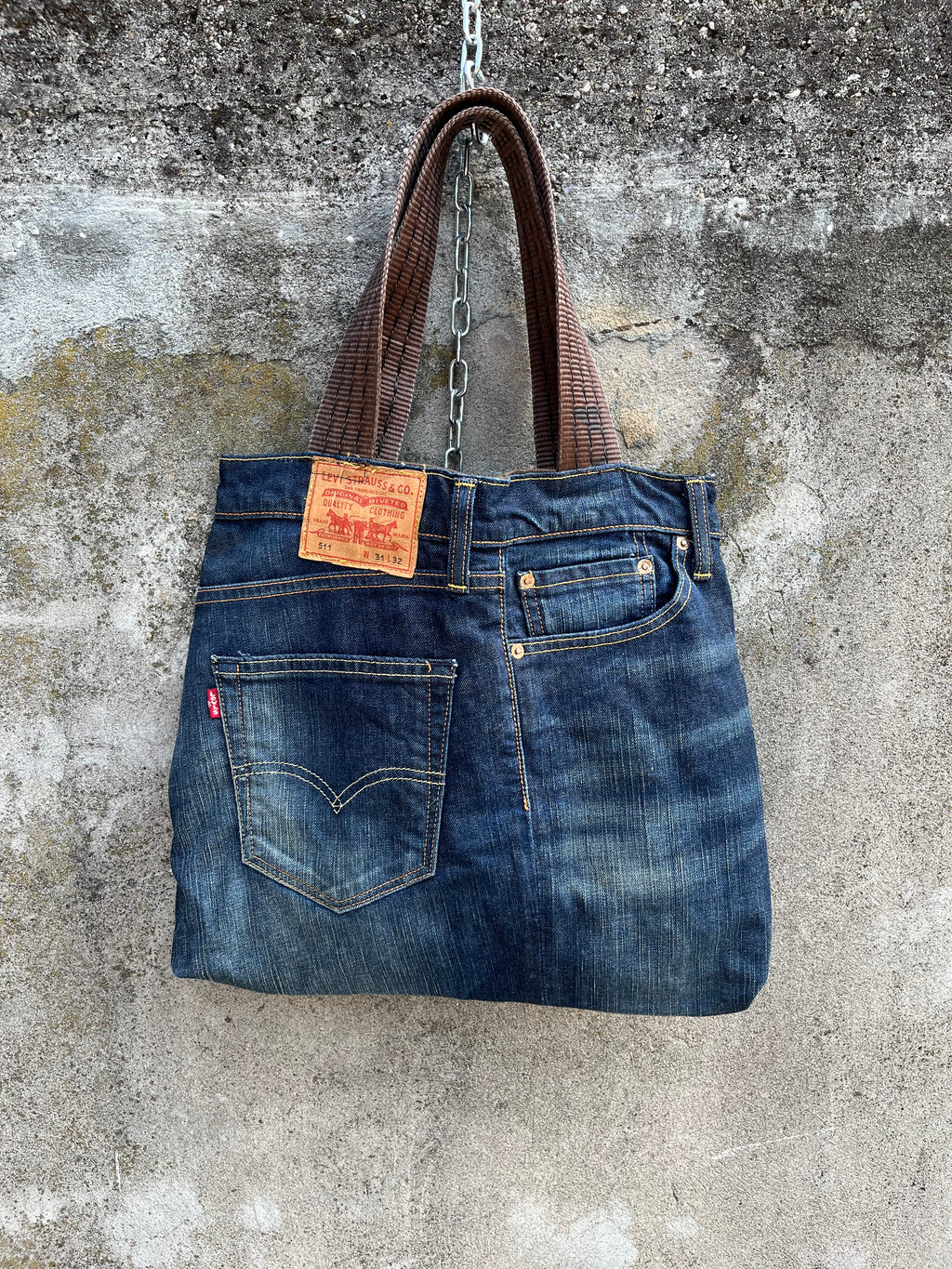 UPCYCLeD. Vertical Bag