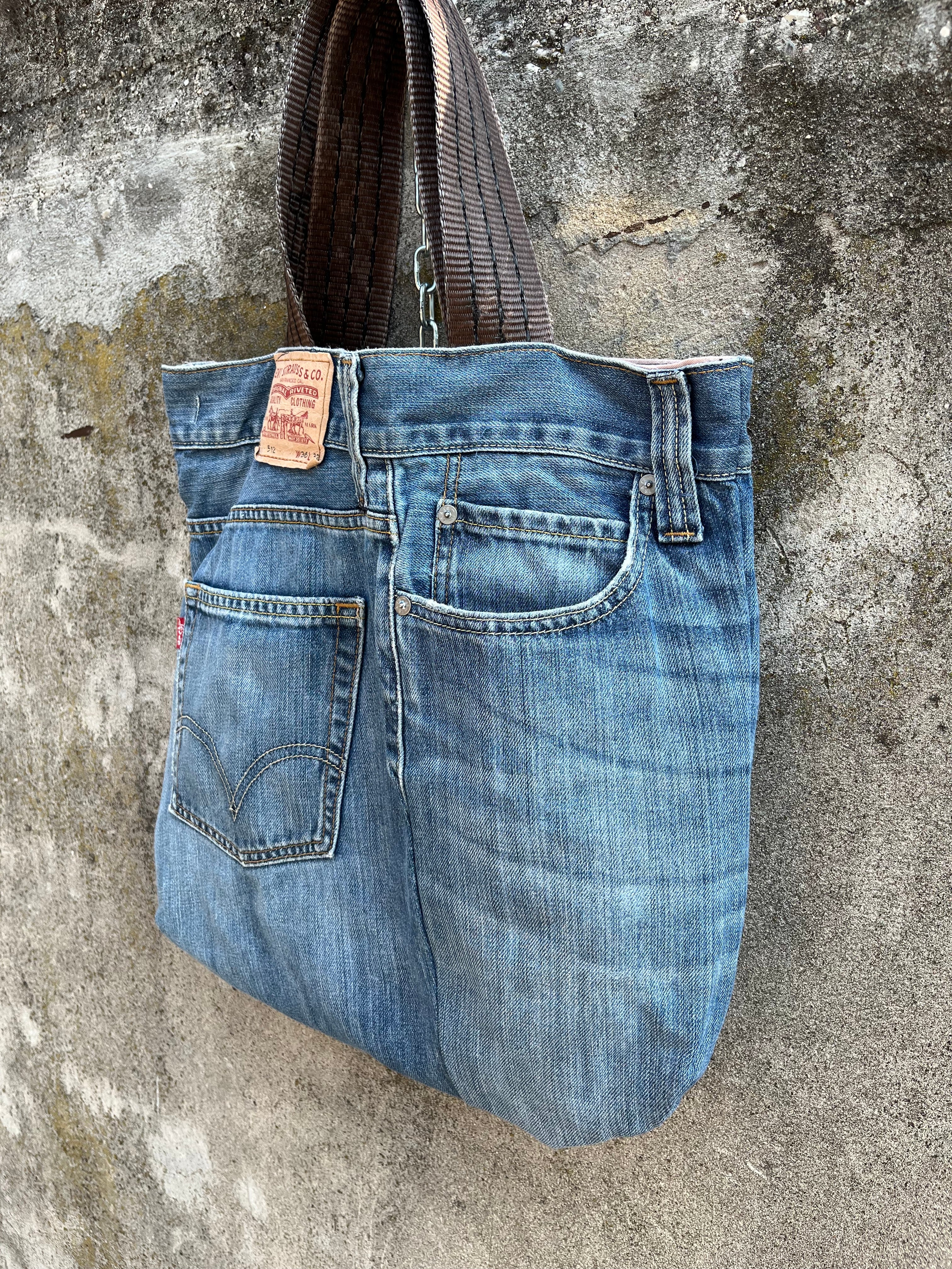 UPCYCLeD. Vertical Bag