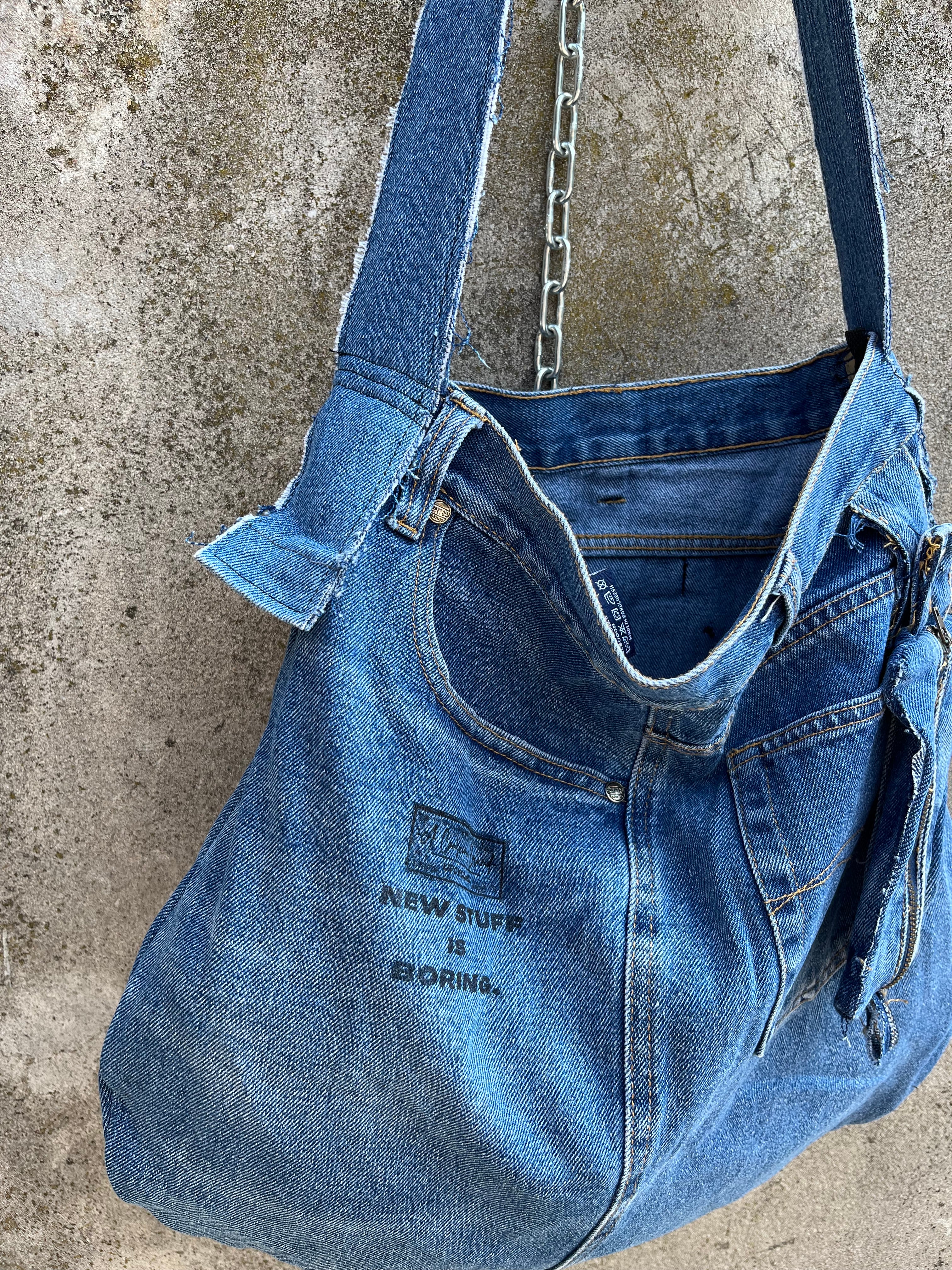 UPCYCLeD. Vertical Bag