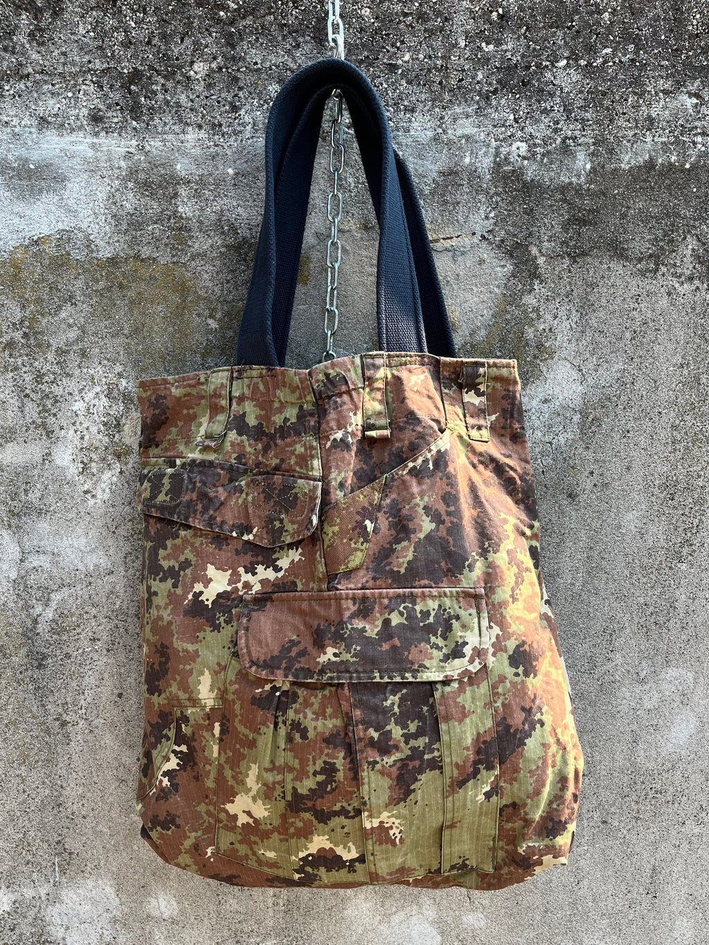 UPCYCLeD. Vertical Bag