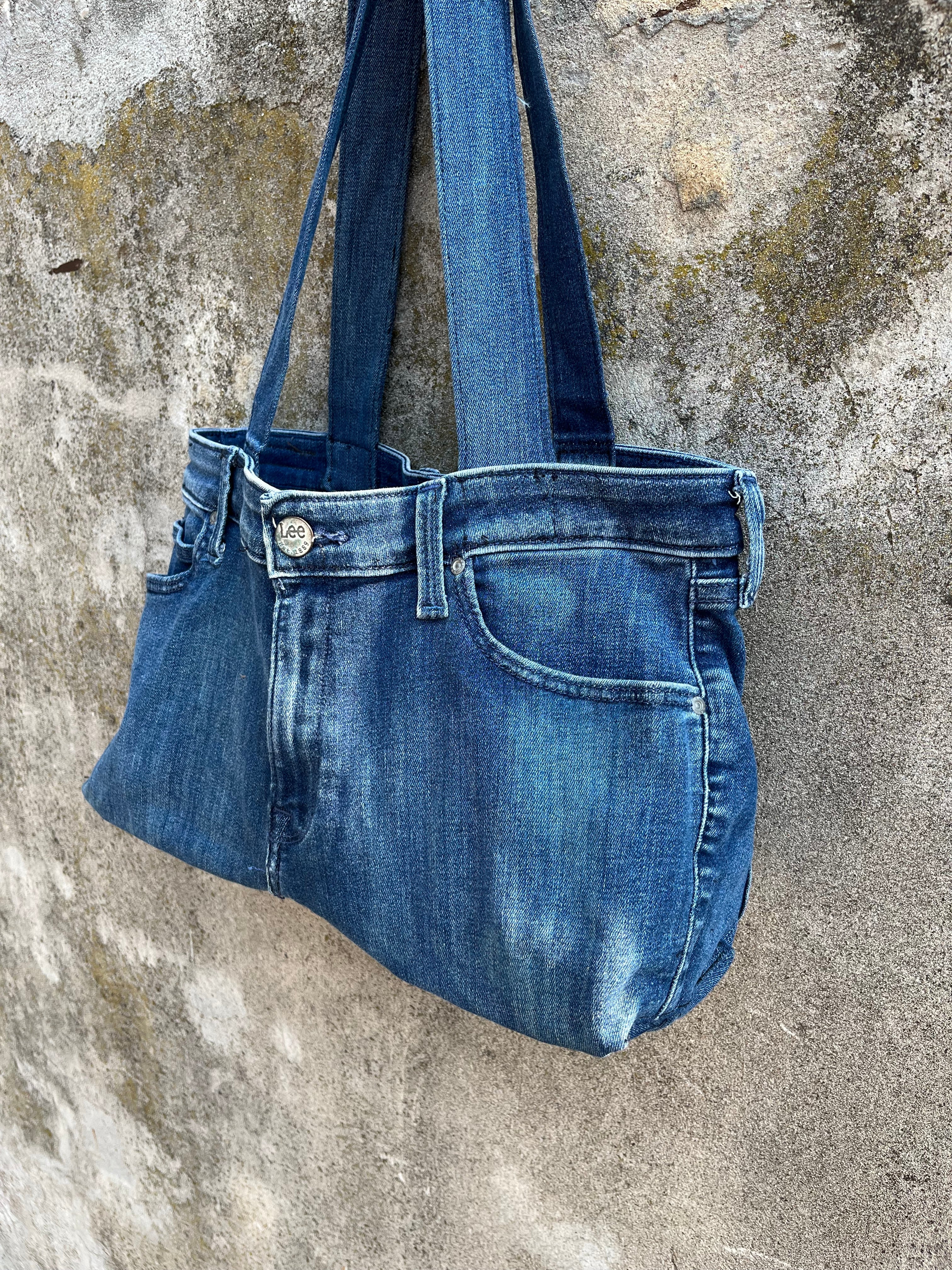 UPCYCLeD. Vertical Bag