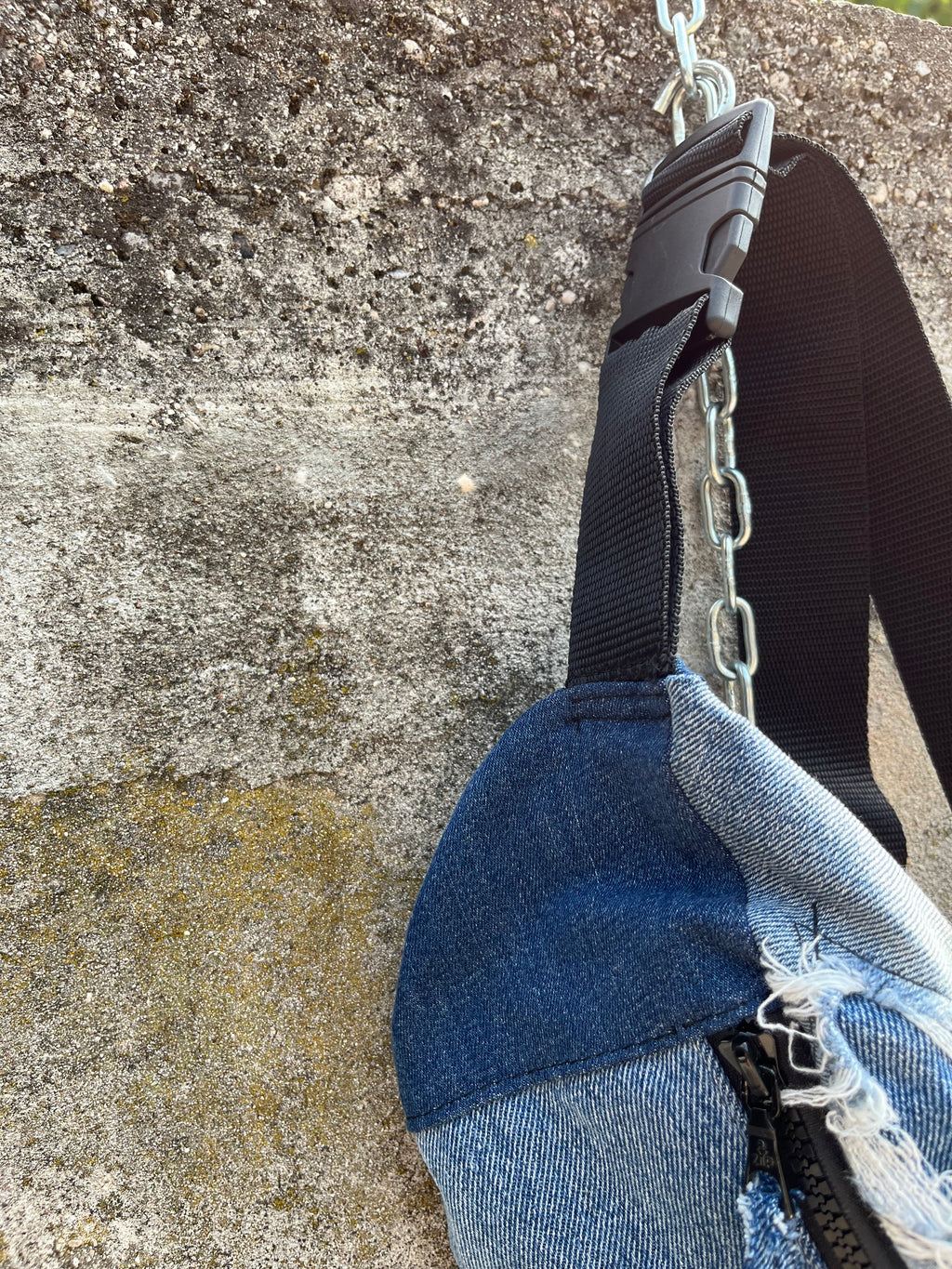 UPCYCLeD. Patchwork Belt Bag