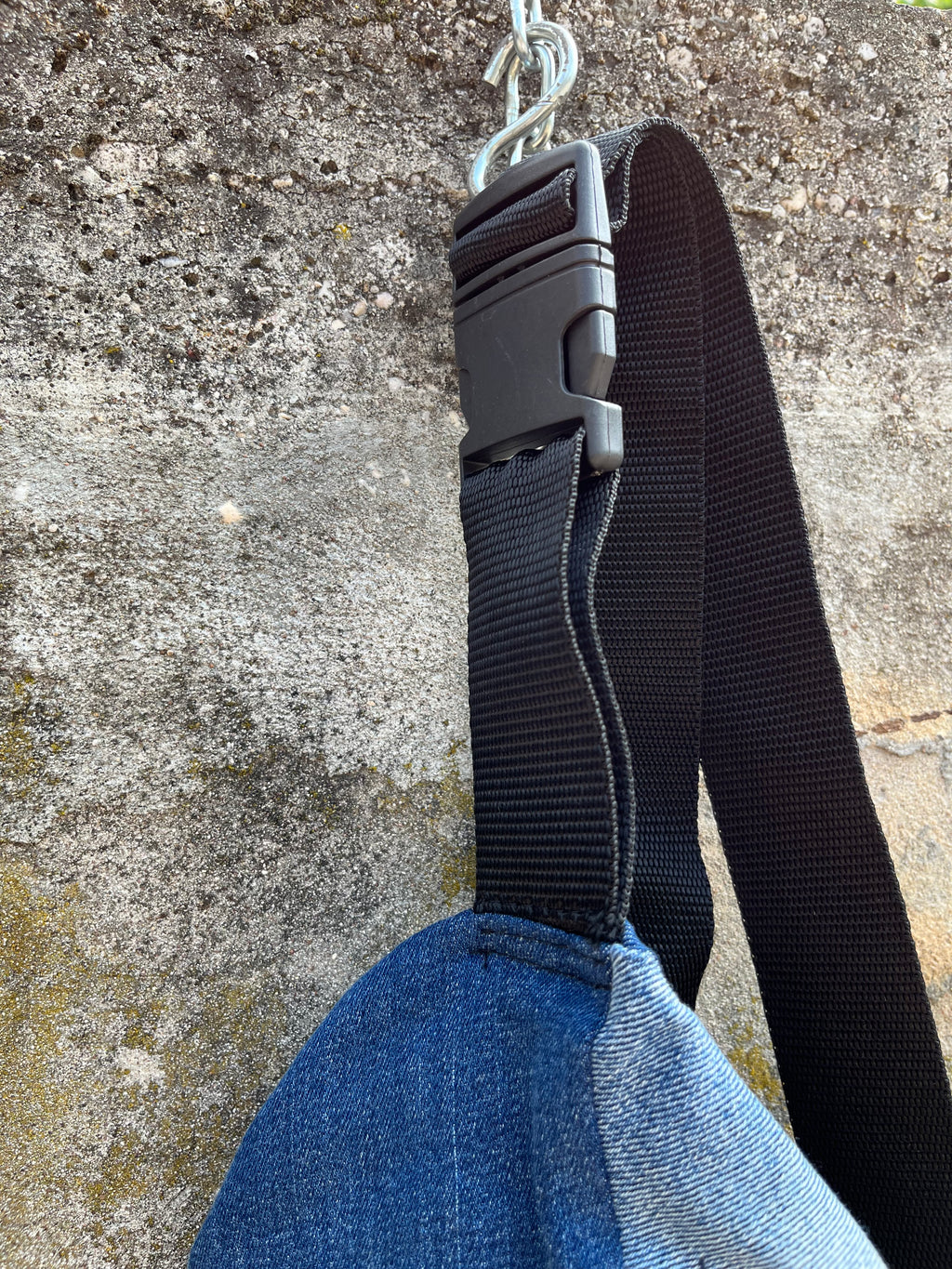 UPCYCLeD. Patchwork Belt Bag