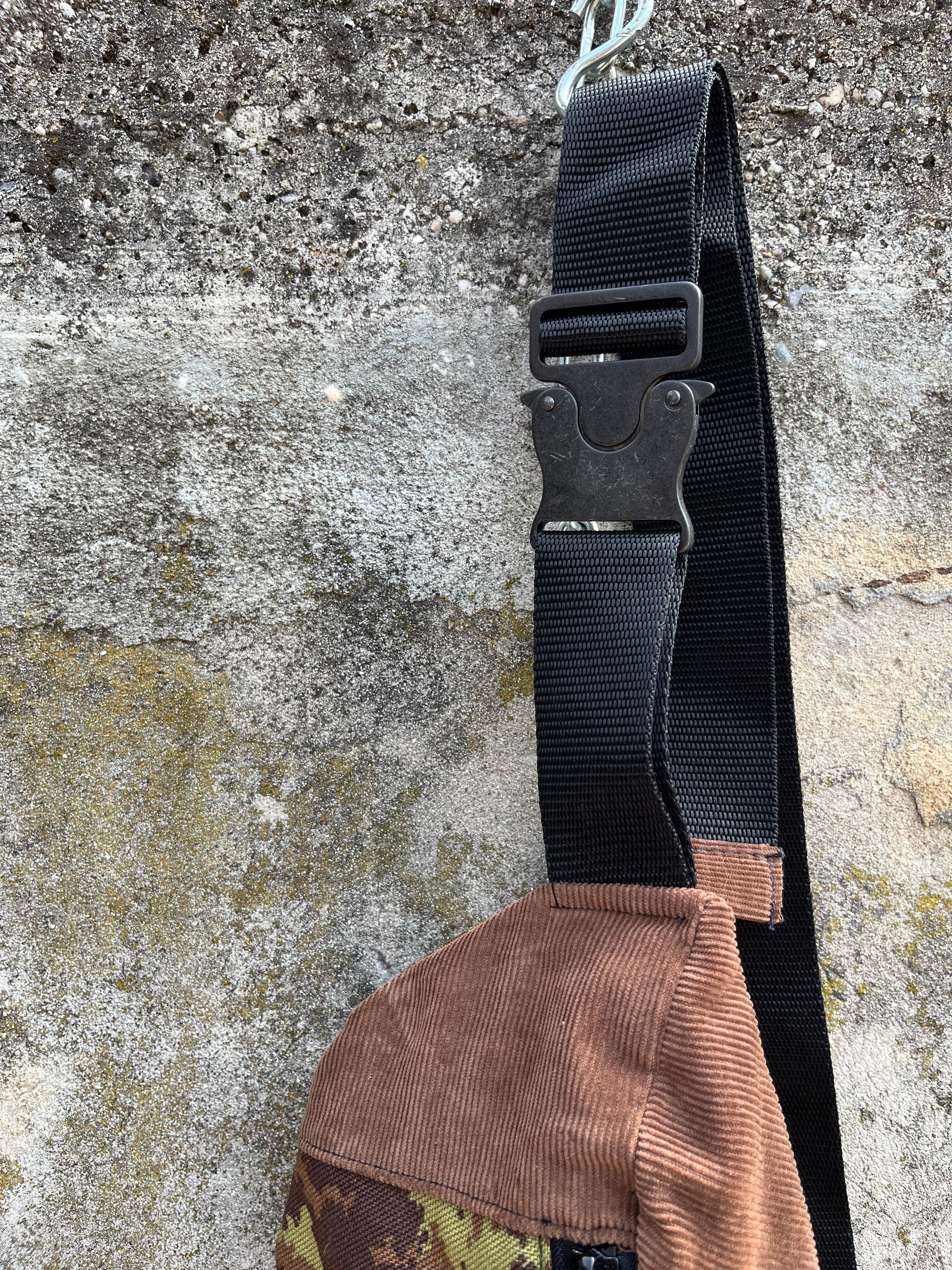 UPCYCLeD. Belt Bag