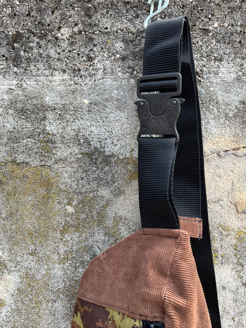 UPCYCLeD. BELT BAG