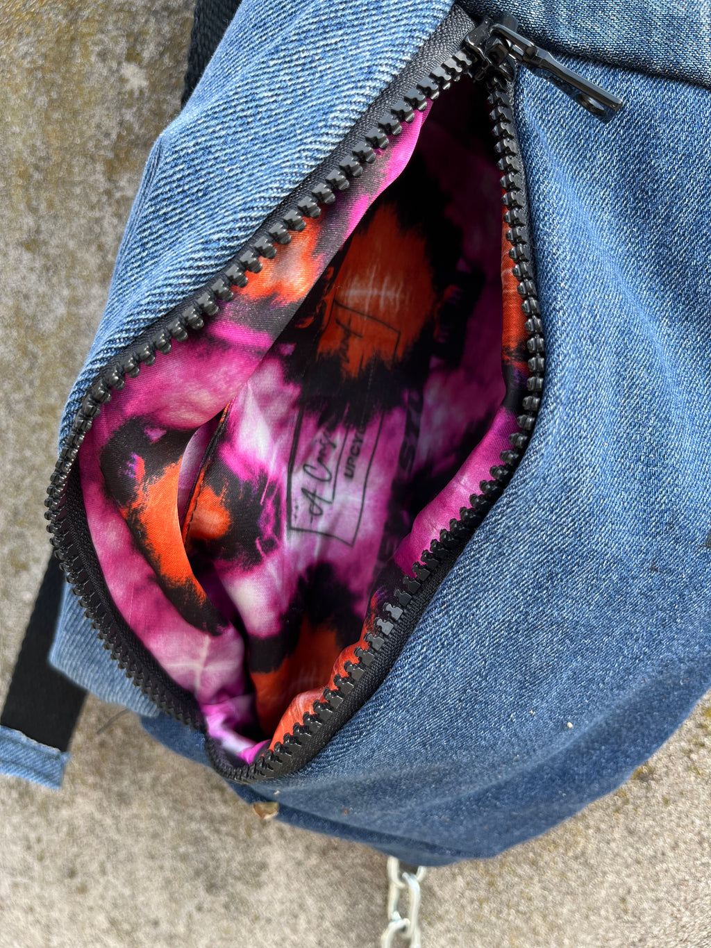 UPCYCLeD. Belt Bag