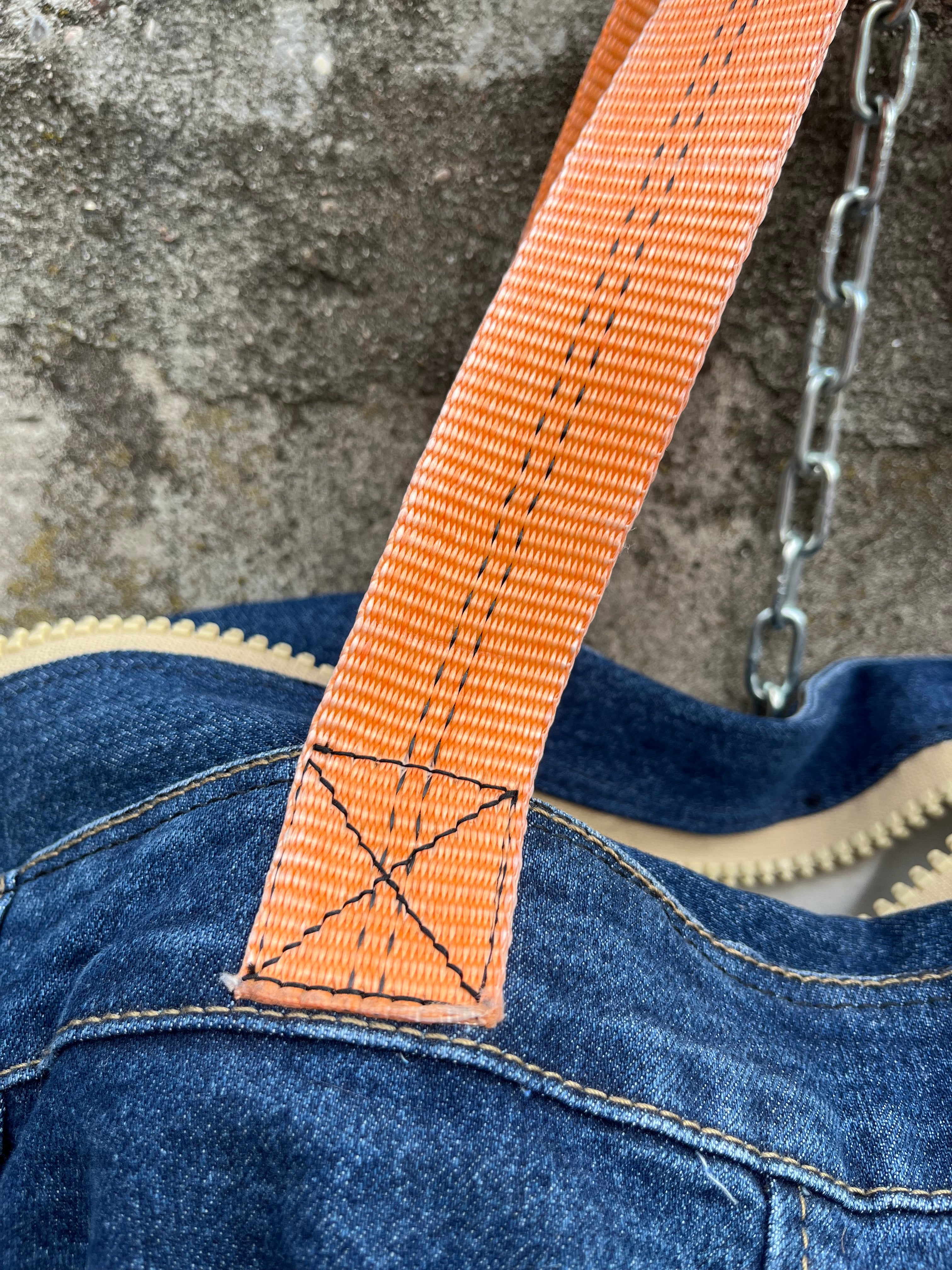 UPCYCLeD. Travel Bag