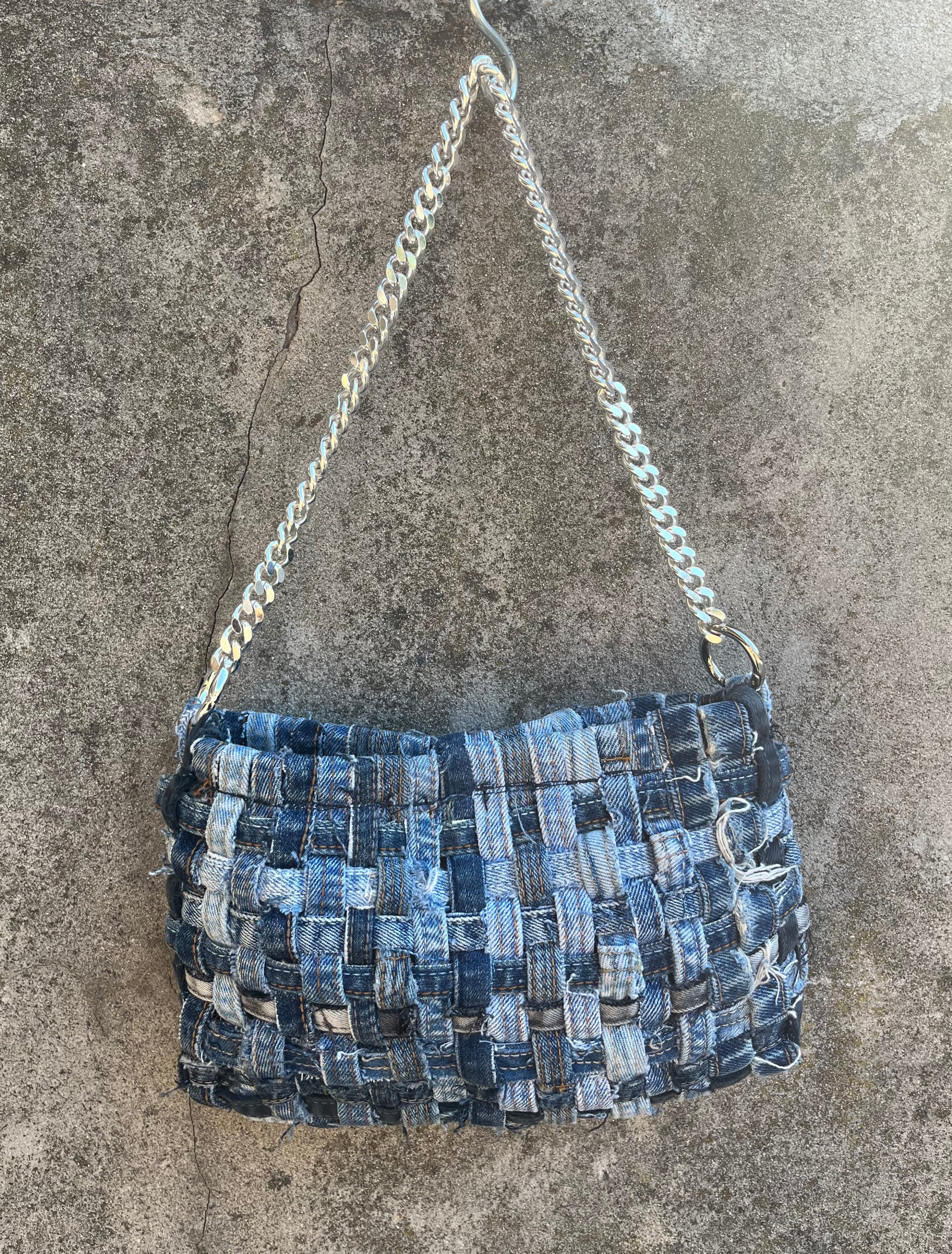 UPCYCLeD. BONES BAG