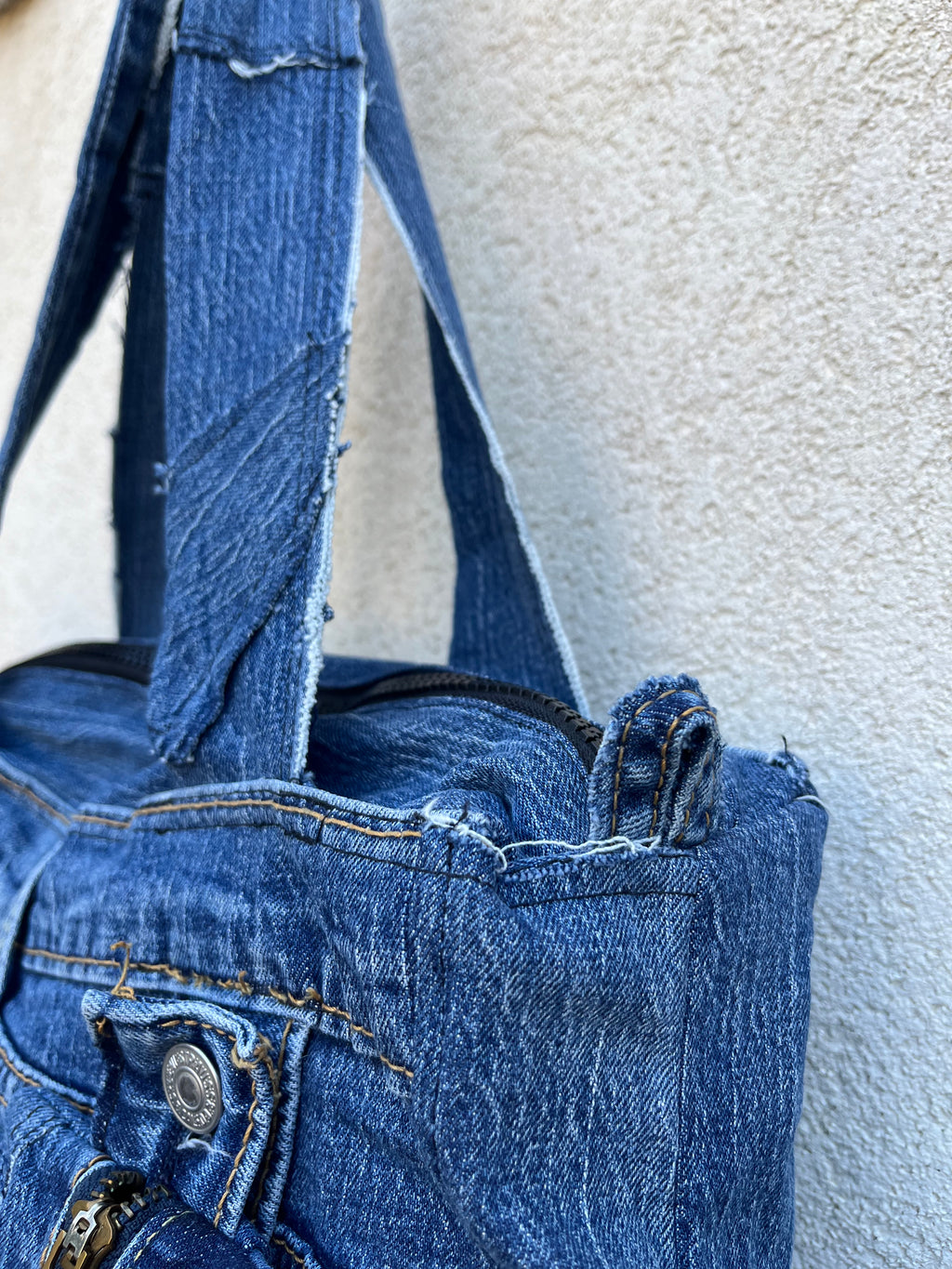 UPCYCLeD. Denim Bag
