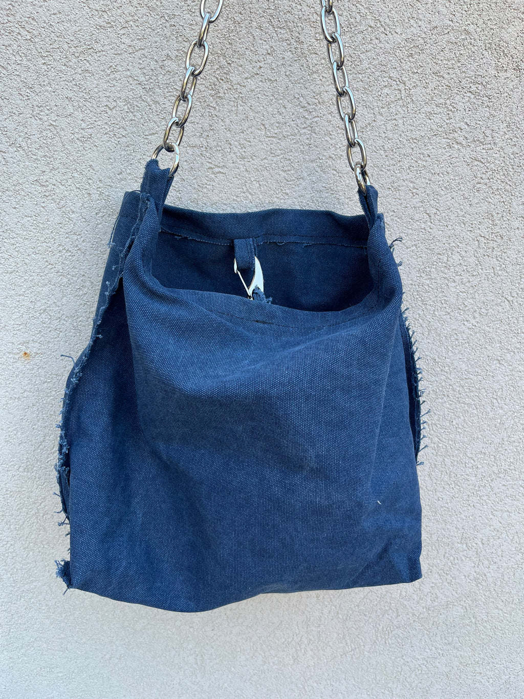UPCYCLeD. SHOPPER