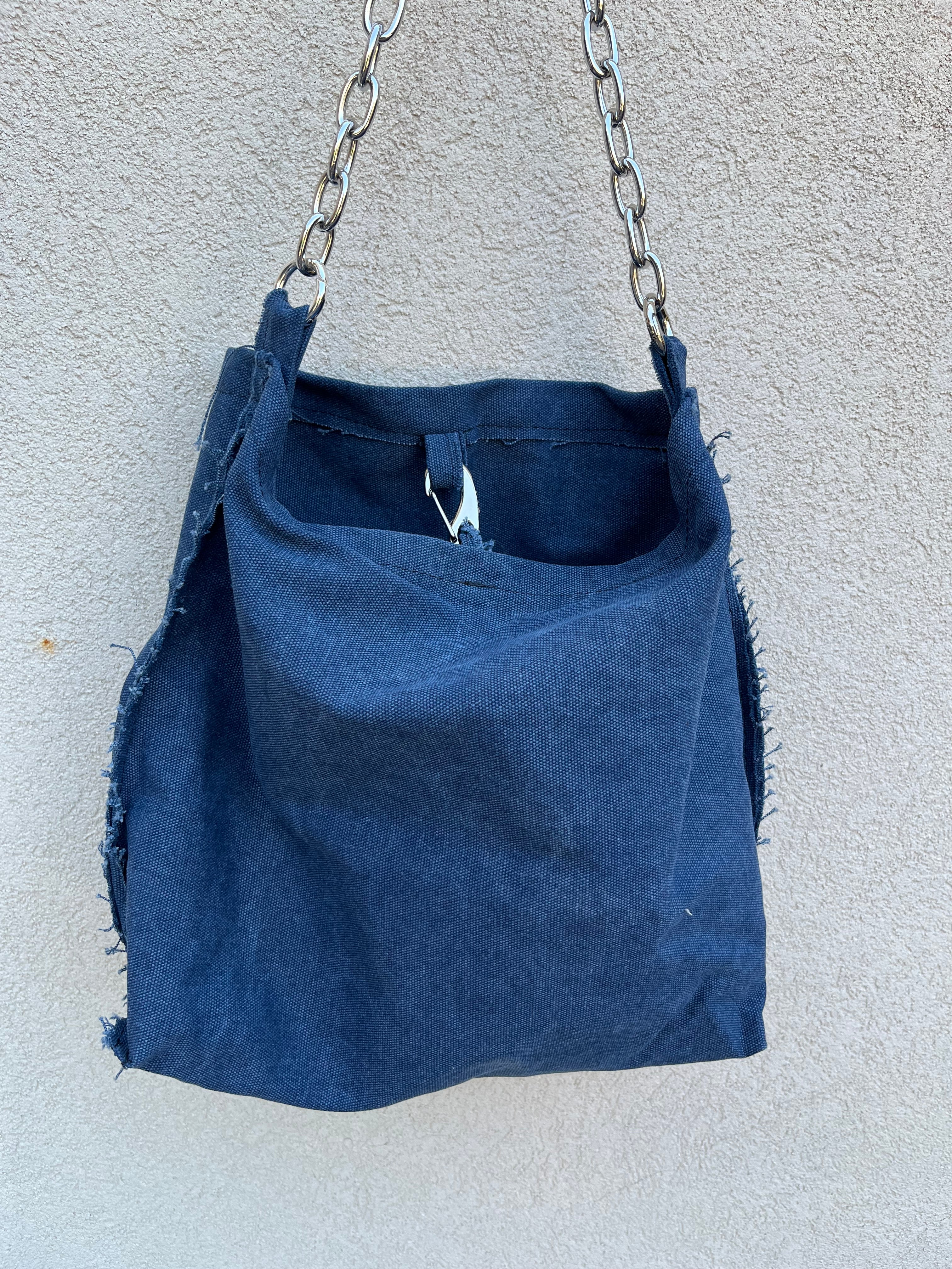 UPCYCLeD. SHOPPER