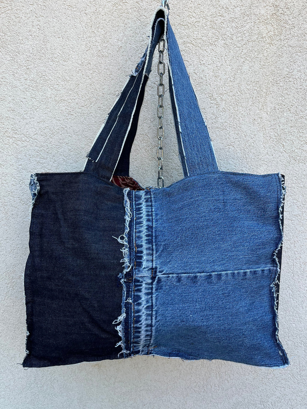 UPCYCLeD. SHOPPER